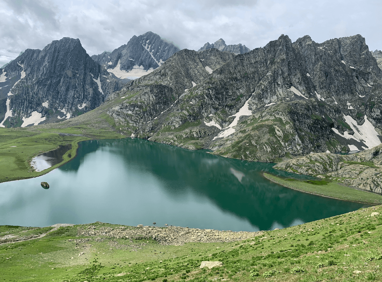 Kashmir Great Lakes Trek 7 Days 6 Nights Package